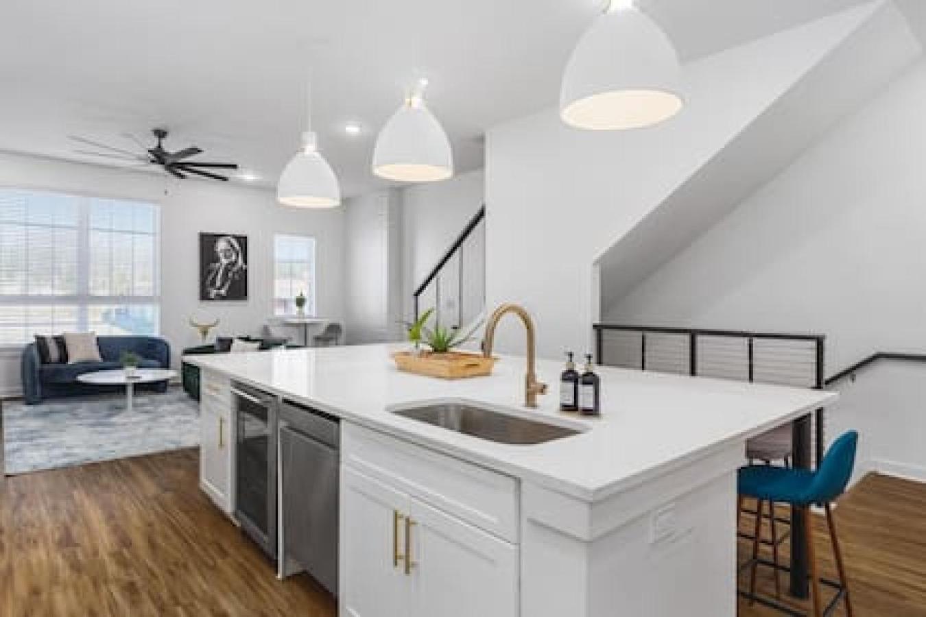Spacious Home With Large Patio Rooftop Deck And Garage Нашвілл Екстер'єр фото