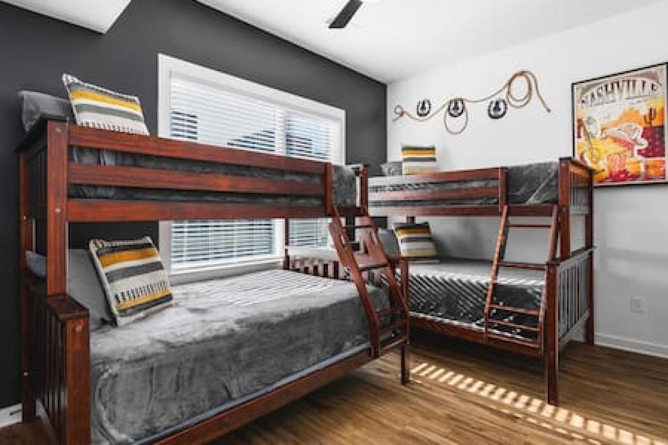 Spacious Home With Large Patio Rooftop Deck And Garage Нашвілл Екстер'єр фото